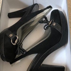 BRAND NEW NINE WEST HEELS